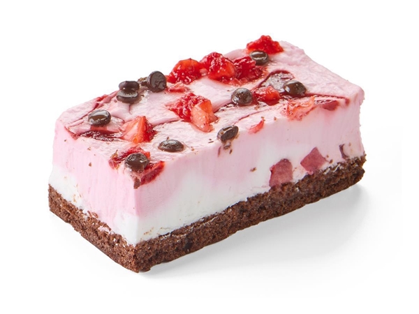 Vegan Aardbeien mousse gebak